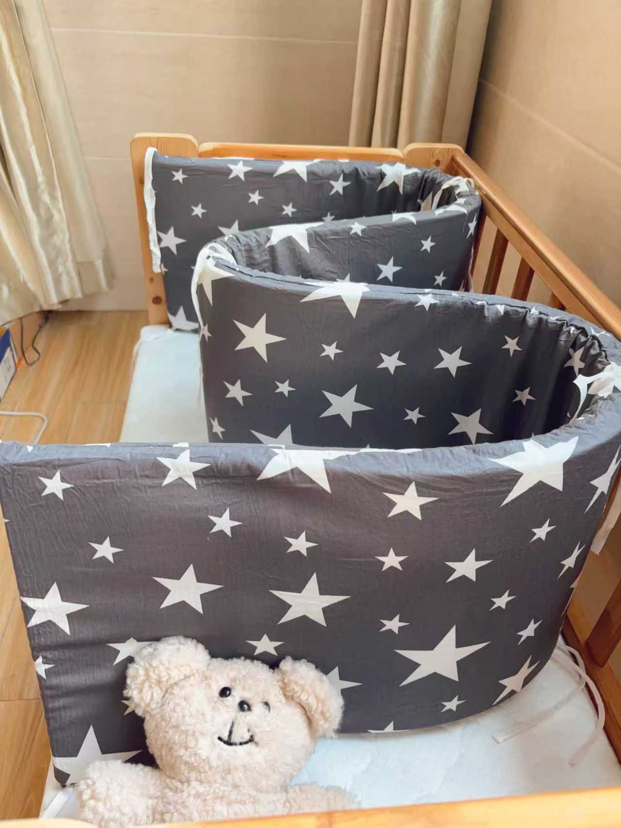 北欧スターベビーベッド肥厚衝突防止パッドジッパーデザインワン - Convertible Crib Set のレビューと価格