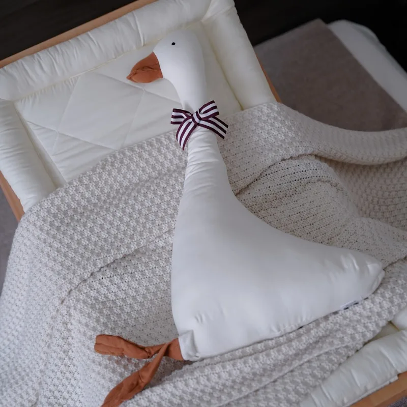 INSスタイルの布製ガチョウぬいぐるみ 35/55cmサイズ - Baby Nursery Cushion のレビューと価格