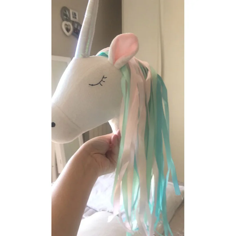 ユニコーンのぬいぐるみ動物の頭の壁掛け飾り 北欧スタイル ベ - Baby Nursery Ornaments のレビューと価格